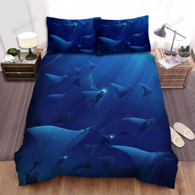 The Wild Animal – The Divers Swimming Beside The Ray Fish Bed Sheets Spread Duvet Cover Bedding Sets