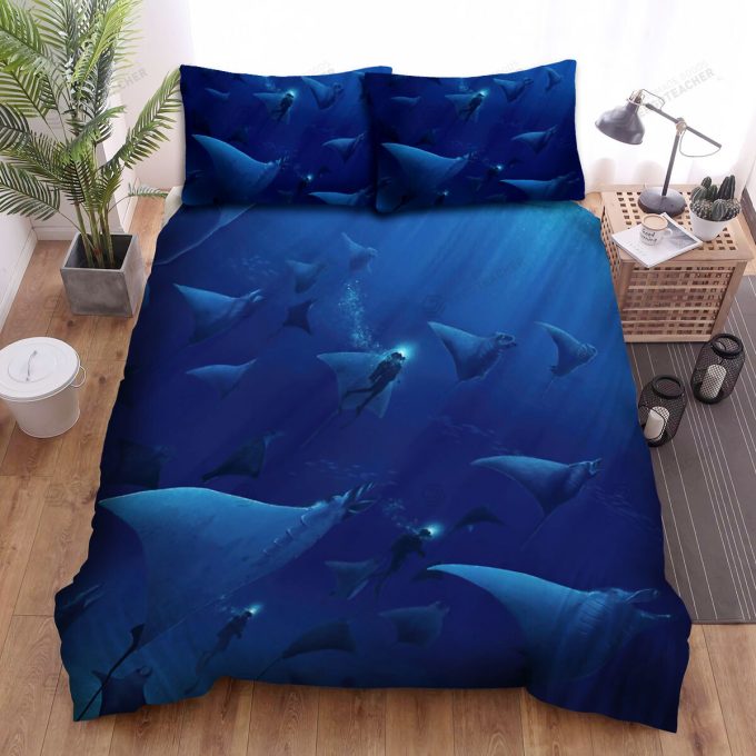 The Wild Animal – The Divers Swimming Beside The Ray Fish Bed Sheets Spread Duvet Cover Bedding Sets