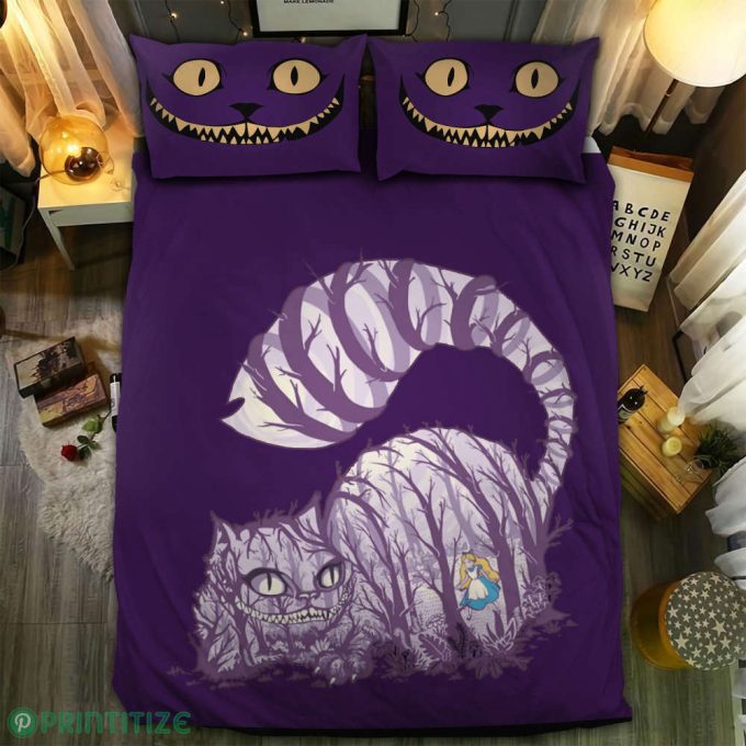 Whimsical Cheshire Cat Bedding Set – Alice in Wonderland Inspired Unique & Cozy