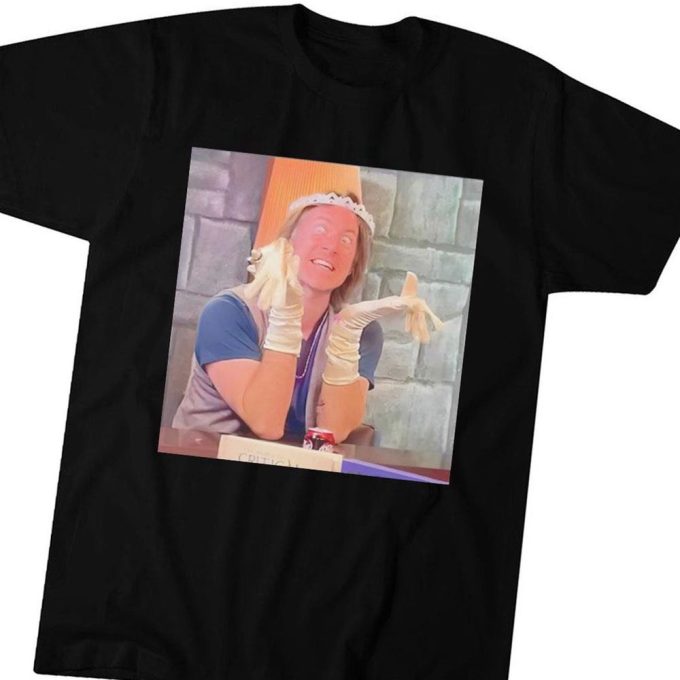 Sam Riegel Wearing Matt Mercer Queen T-Shirt For Men Women Gift for Men and Women